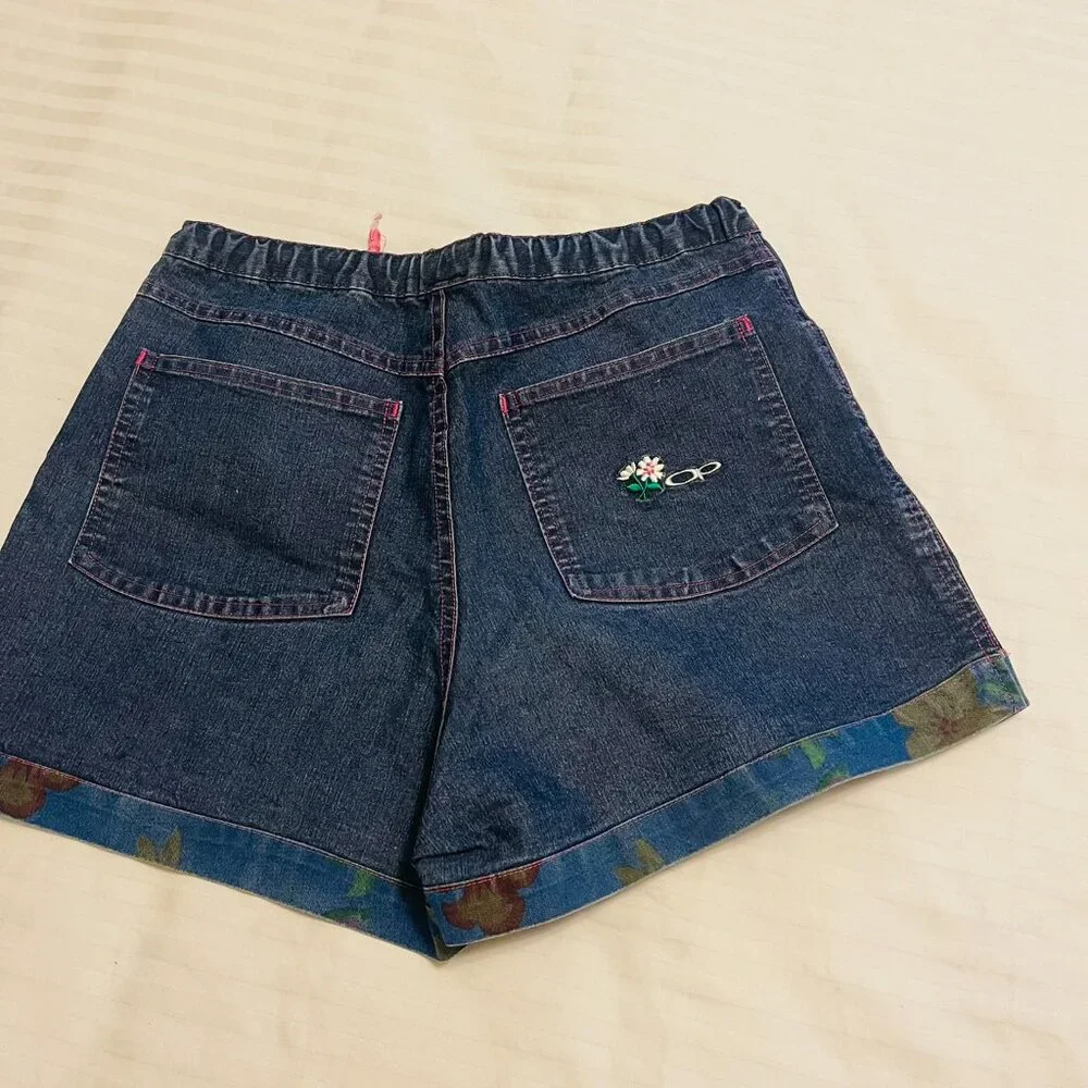 OCEAN PACIFIC Girls Denim Shorts. EUC. Size 16. - Picture 7 of 9